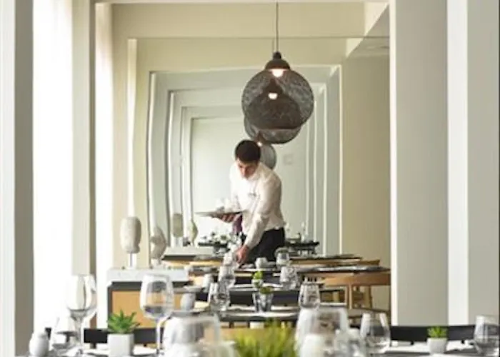 Aqualuz One Bedroom Pool View *