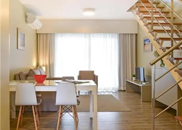 Lägenhet Aqualuz One Bedroom Pool View