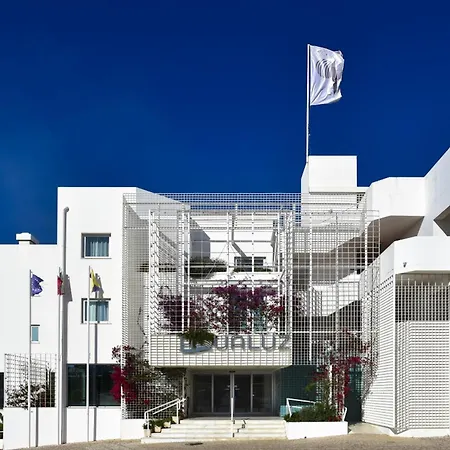 Aqualuz One Bedroom Pool View Апартаменты Лагуш