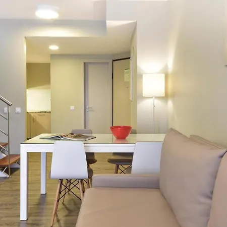Aqualuz One Bedroom Pool View アパート *